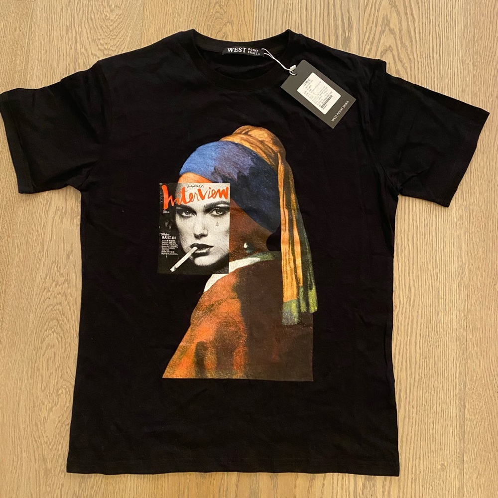 🖤Art Graphic Tee🖤